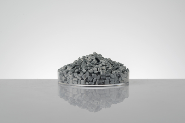 PPE PA alloy conductive online spray and high impact resistance